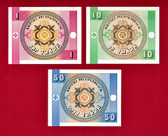 KYRGYZSTAN 1993 EAGLE UNC NOTES: 1 Tyiyn (P-1), 10 Tyiyn (P-2), & 50 Tyiyn (P-3)
