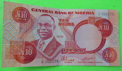 NIGERIA, 10 NAIRA, P#25d, ND(1964- )