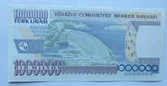 WORLD BANKNOTES(item2375) TURKEY 1,000,000 LIRA 2002 P213 UNCIRCULATED.