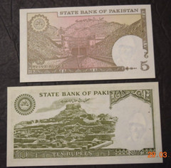 VINTAGE, PAKISTAN (5 and 10) Rupee Banknote Bills, Uncirculated, circa 1980’s