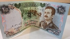C. 1980s Iraqi 25 Dinar Banknote Saddam Hussein Potrait Nice Colors
