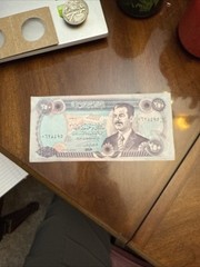 Iraq 250 Dinars, P-85, UNC World Currency Beautiful Piece Of History