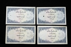 Lot of 4 – Pakistan Bank Note 1 Rupee ND (1953-1963)