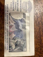 International Currency Collection Envelope 2 UNC note 5 Gulden Lebanon 5 Livres