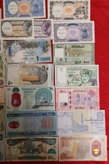 21 Middle East Paper Money Uncirculated,Crisp DIFFERENT Years F 10