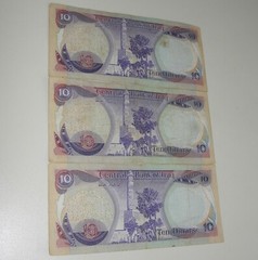 LOTS OF 3 BILLS IRAQ IRAQI 10 DINARS MONEY BANKNOTE CURRENCY X 3 BILL 90 DINAR