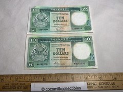 Lot of 2 Banknotes Ten Dollars $10 Hong Kong & Shanghai Paper Currency 1987 1989
